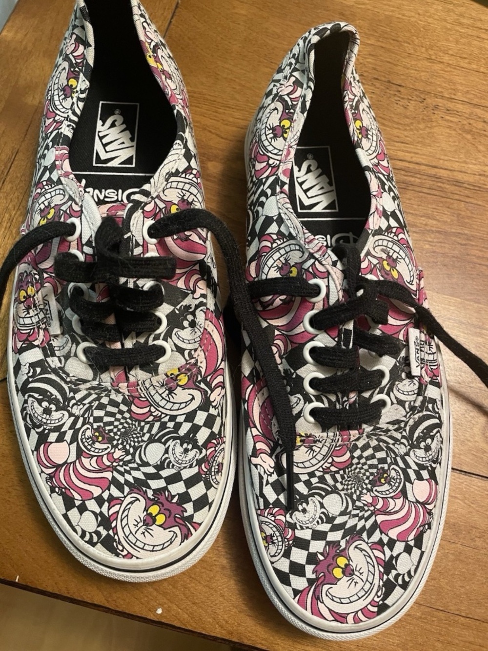 Vans x Cheshire Cat lace up